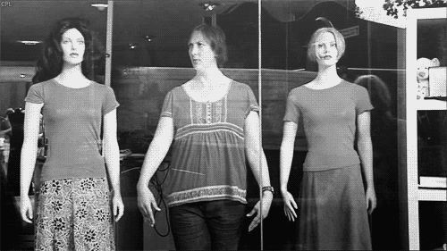 Shopwindow prank