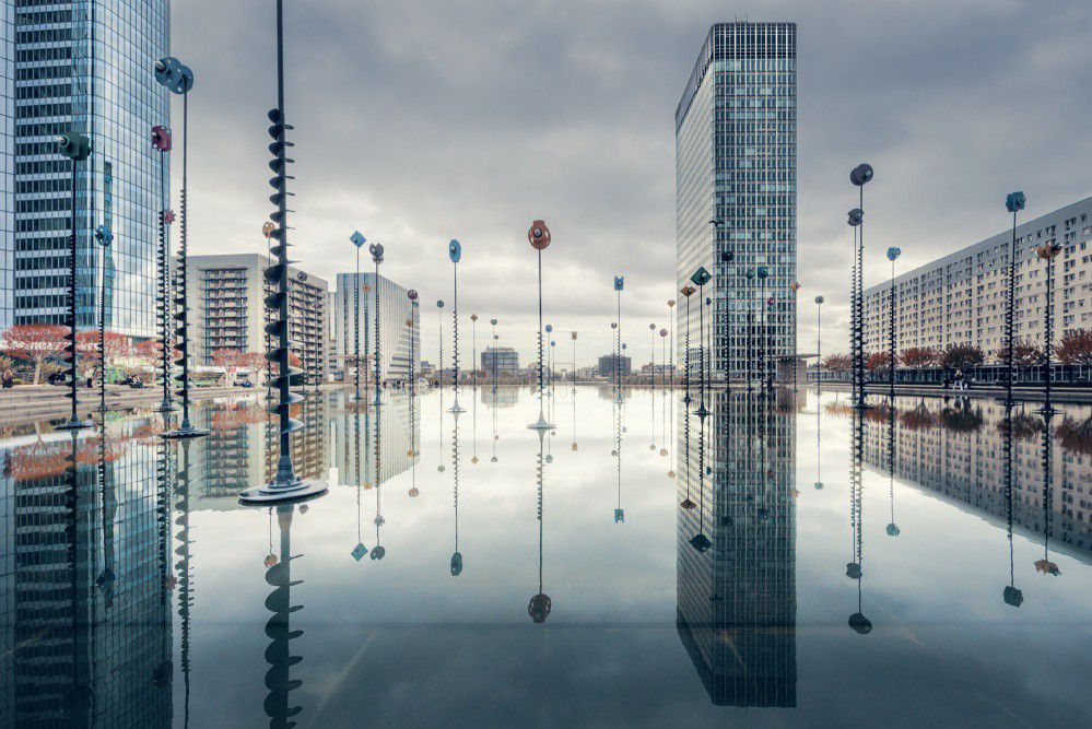 La Defense reflections