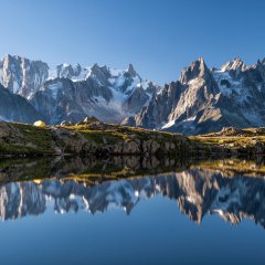 Mirror mountains