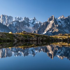 Mirror mountains