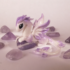 Little amethyst dragoness