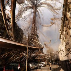 Eiffel Tower : Growing by myself