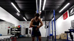 How to pick up a girl at the gym