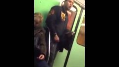 Gipsy guy stealing iPhone on hungarian metro