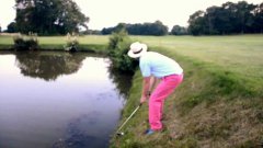Drunk golf trick shot