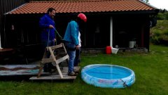 Bungee jumping prank