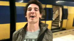 Guy In Subway Station Runs, Jumps Into Train Doors