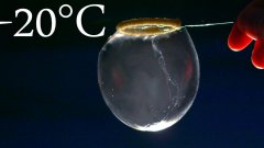 Instant Freeze Giant Bubbles