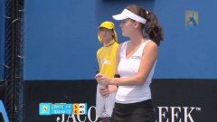 Racquet flies off handle