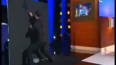 Artist Creates Glitter Painting On TV Show